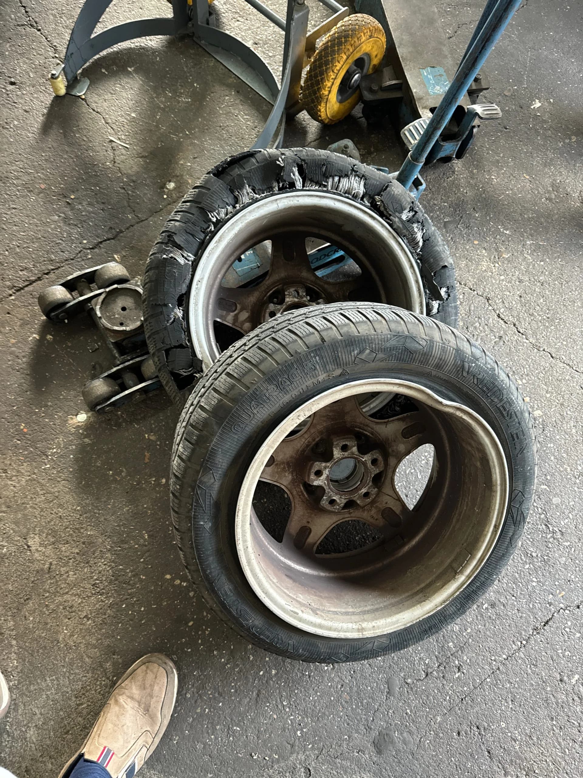 Reifen und Felgen im Werkstatt-Alltag
